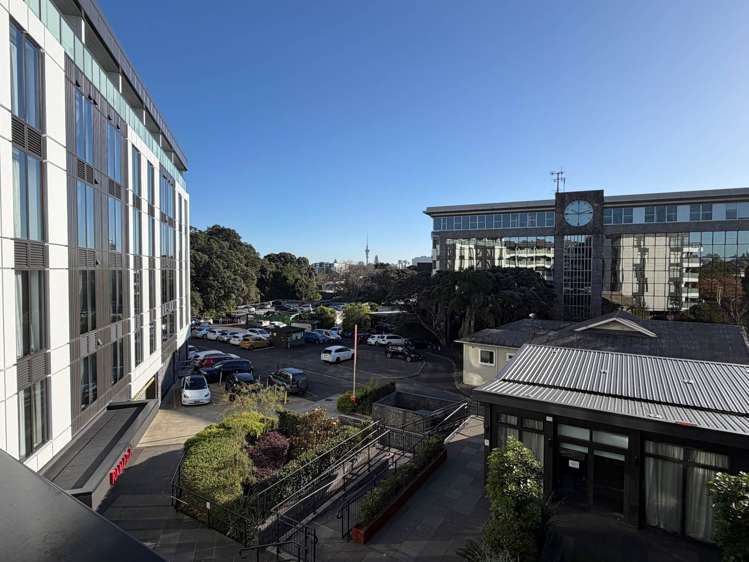 303/43B Gillies Avenue_2