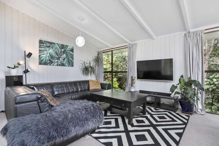 185 Laingholm Drive Laingholm_11