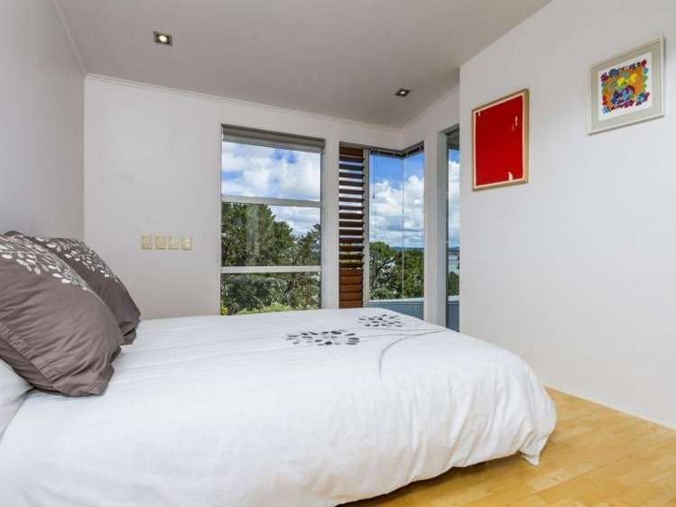 33 Rosecamp Road Beach Haven_16