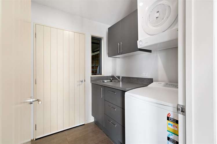 30 Rockhaven Albert Town_14