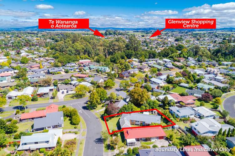 56 Lansdowne Crescent Glenview_9