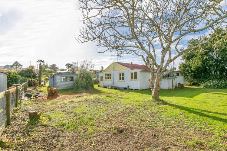 1215 Pouewe Street Kawhia_22