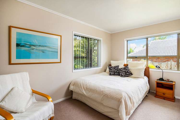 10 Francis Ryan Close Mount Albert_13