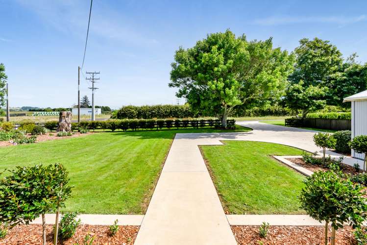 2 Snell Road Tikorangi_26