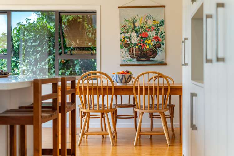 13 Bayview Road Paremata_13