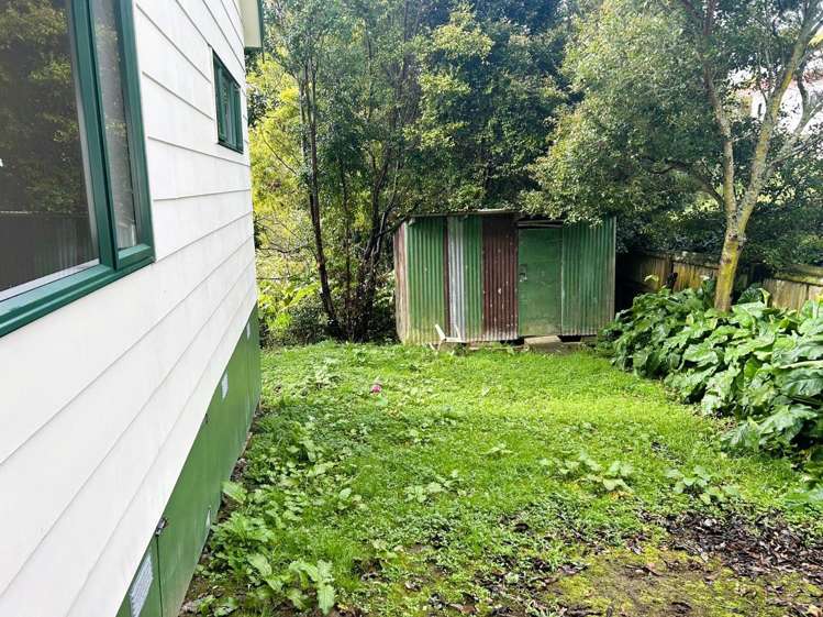 5A Lysander Crescent Beach Haven_8