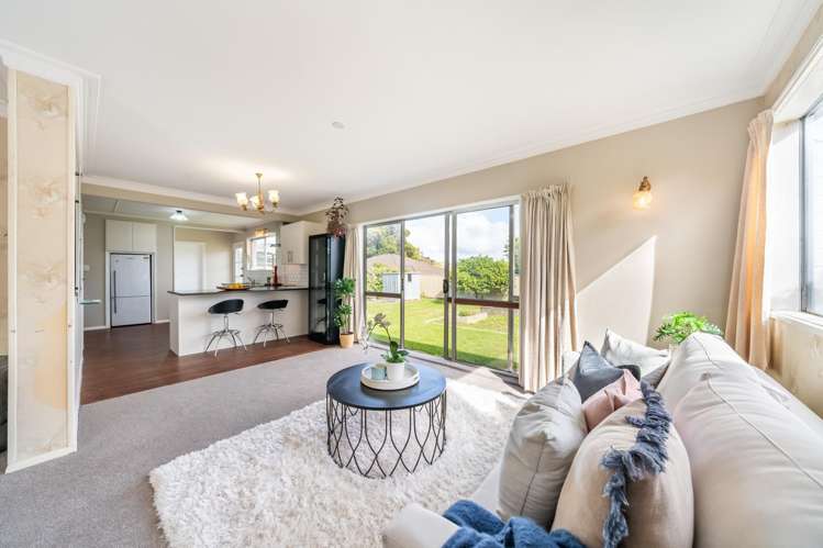 6 Cruickshank Road Clouston Park_4