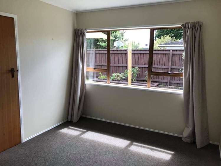 1/6 Tatua Place Conifer Grove_7