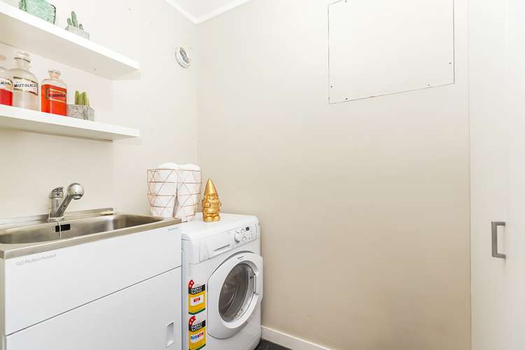 22 Edinburgh Terrace Berhampore_13