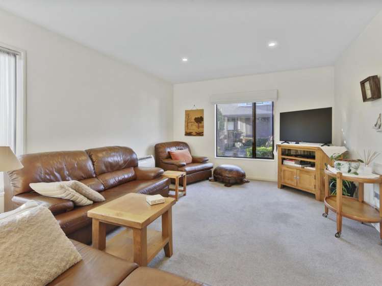 1 / 247 Maidstone Road Avonhead_6