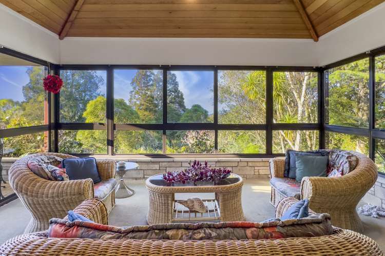 17 Atarua Gardens Waiatarua_22