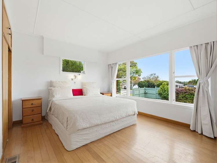 97 Kitchener Road Waiuku_13