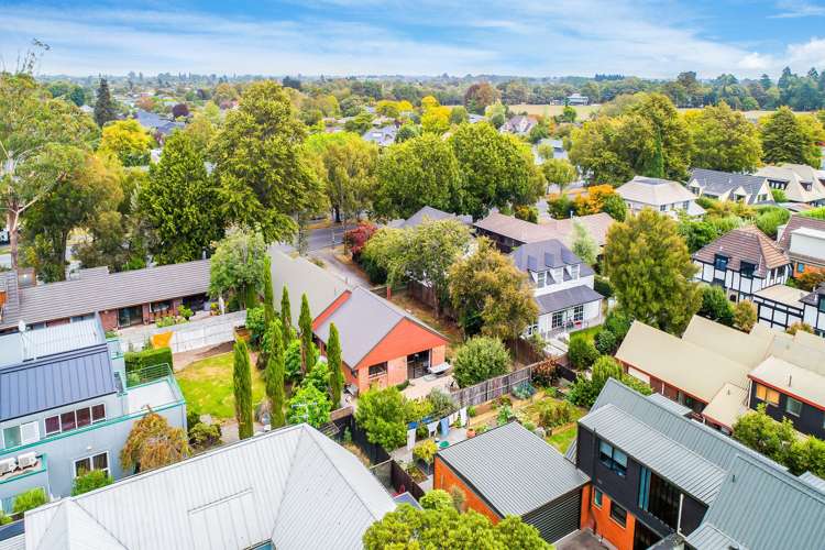 242 Memorial Avenue Burnside_14