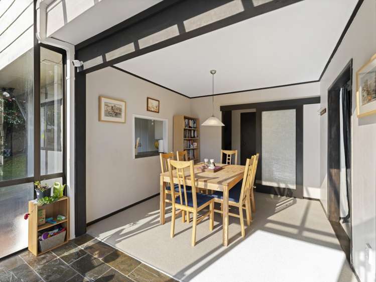 6 Photinia Place Botany Downs_10