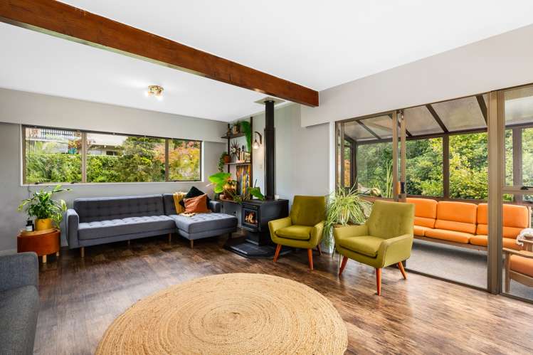 2 Pohue Grove Stokes Valley_13