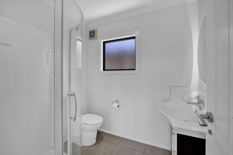 26a Smith Road Merrilands_18