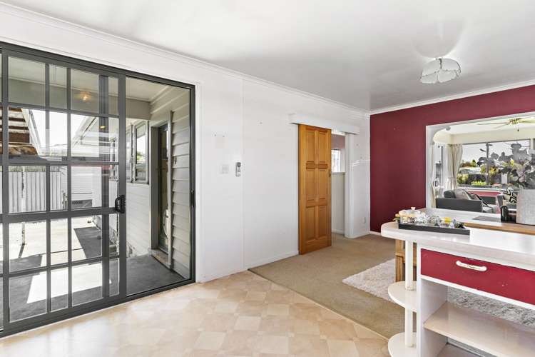 21 Bledisloe Street Solway_12