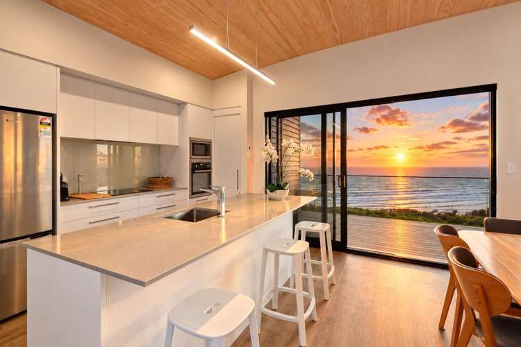88/685 Karioitahi Road_1