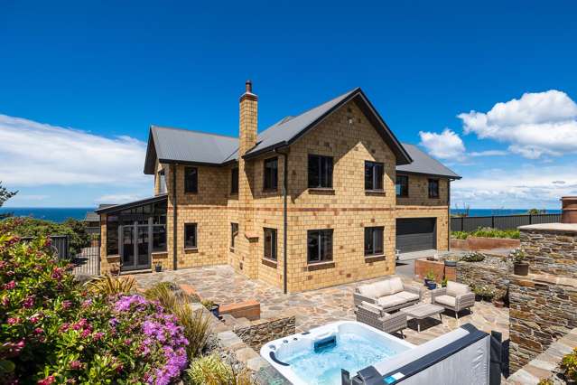 Generously proportioned stunning family home