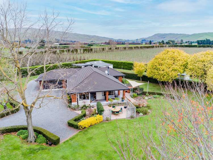 98 Crystall Road Pakipaki_1