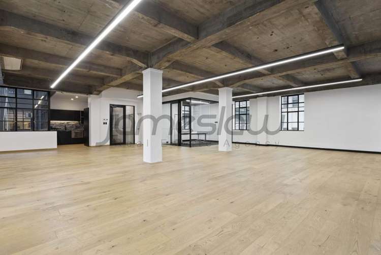 Suite 302/87-93 Queen Street City Centre_1