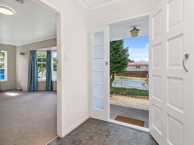 34 Roger Street Pukehangi_4