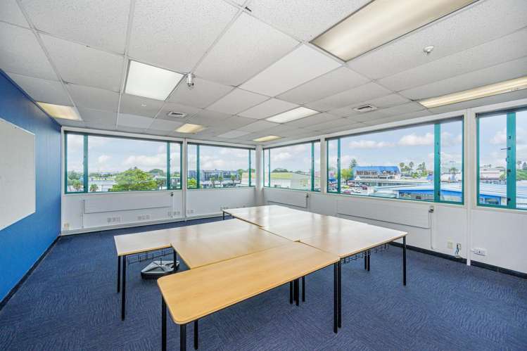 12-16 Gordon Road Otahuhu_6