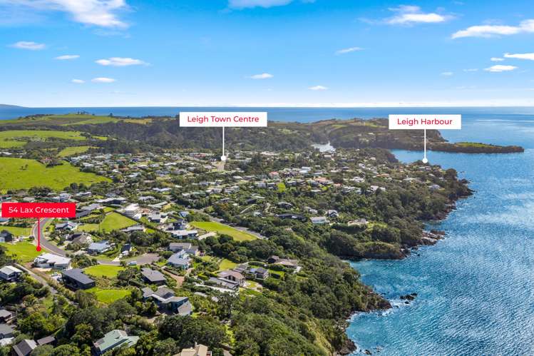 54 Lax Crescent Leigh_9