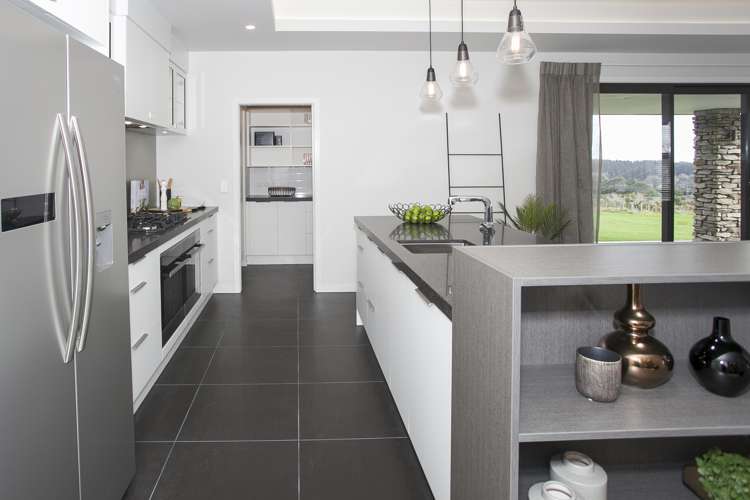 156 Pacific Drive Fitzherbert_5