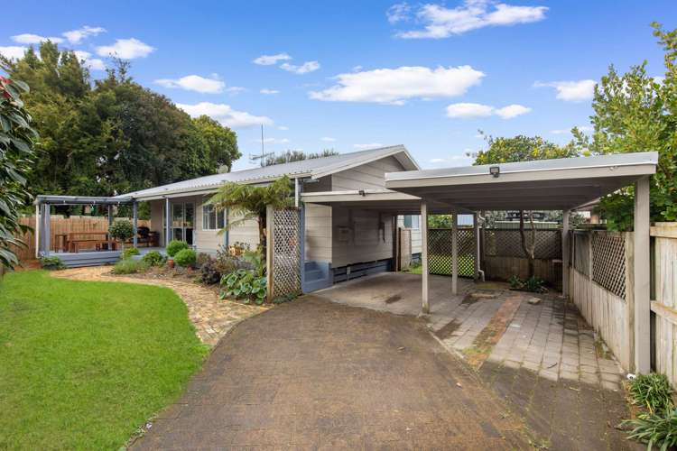 118 Old Farm Road Hamilton East_14