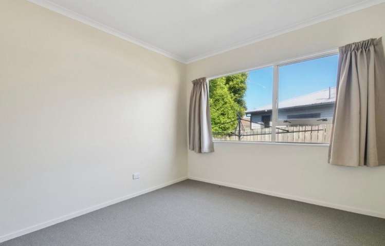 58B Millers Road Brookfield_2