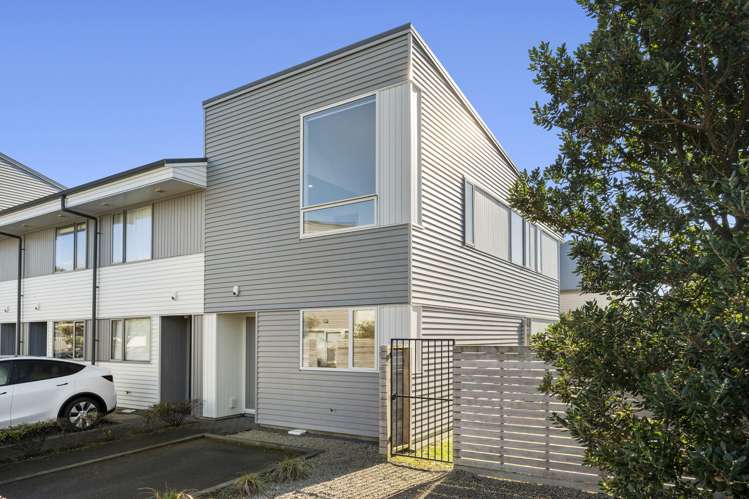 10/2 Stone Street Miramar_13