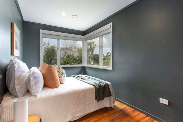 25 Trojan Crescent New Lynn_21