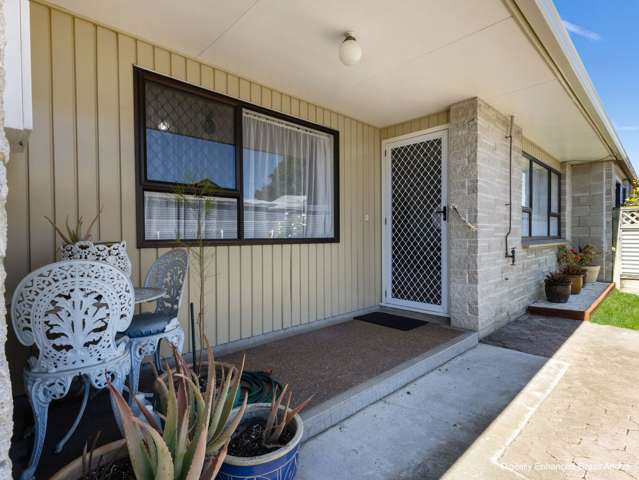 2/507 Avenue Road West Hastings Central_4