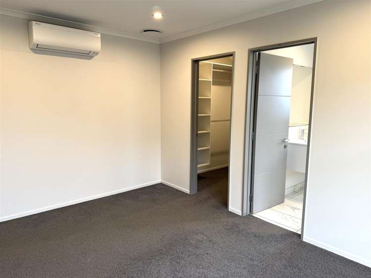 21 Ashley Drive Paroa_11