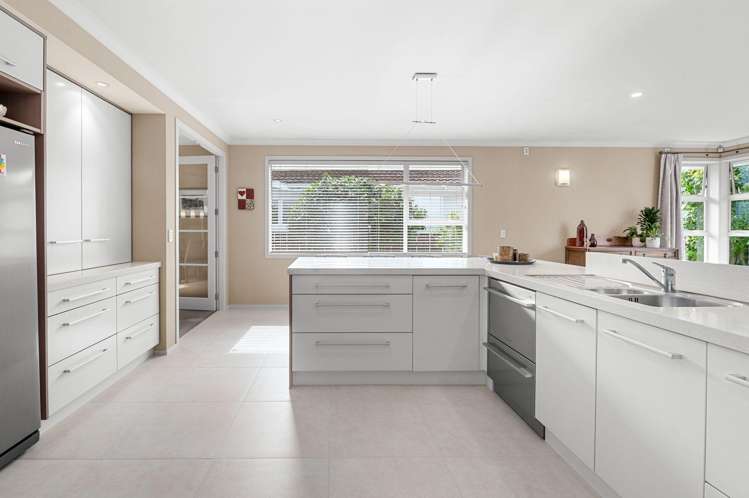 17 Pollock Drive Chartwell_8