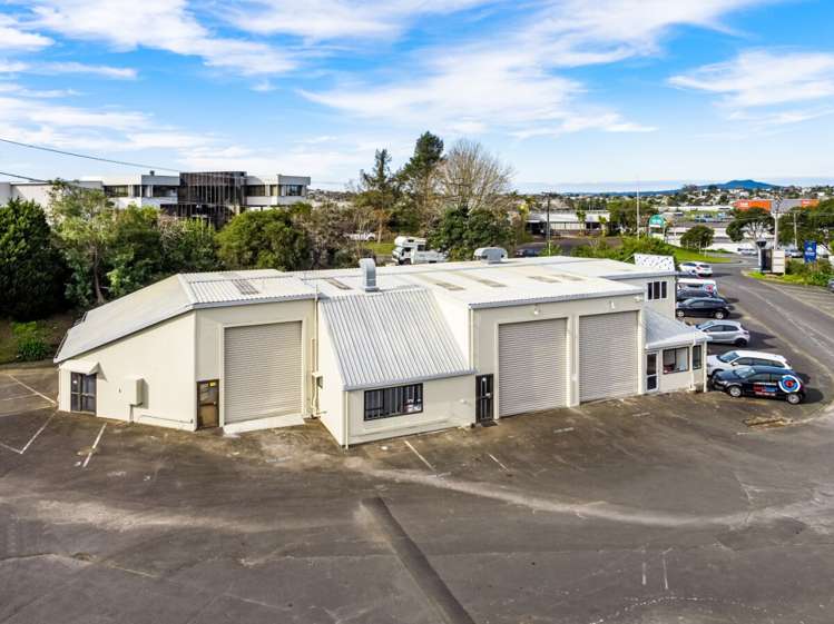 Unit K, 4153 View Road Wairau Valley North Shore City Commercial