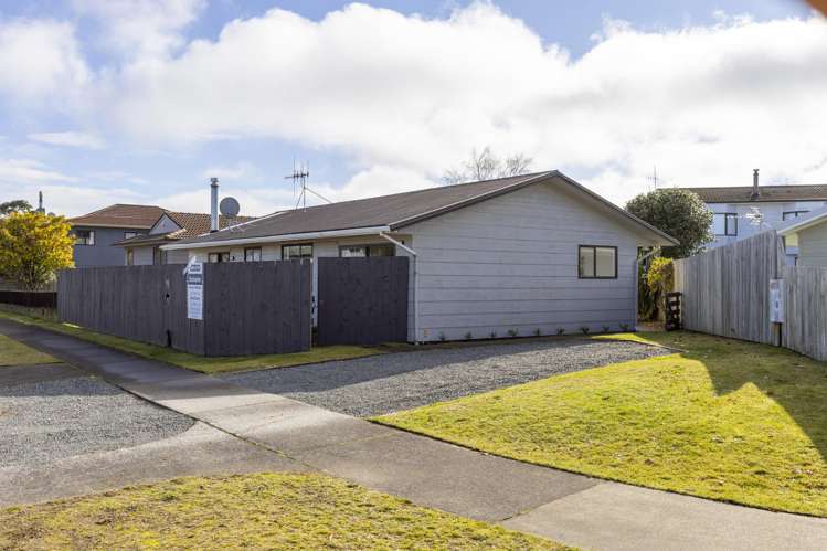 2/23 Newberry Place Richmond Heights_28