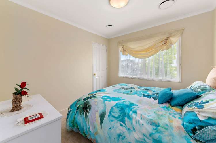 38 Owhatiura Drive Lynmore_11