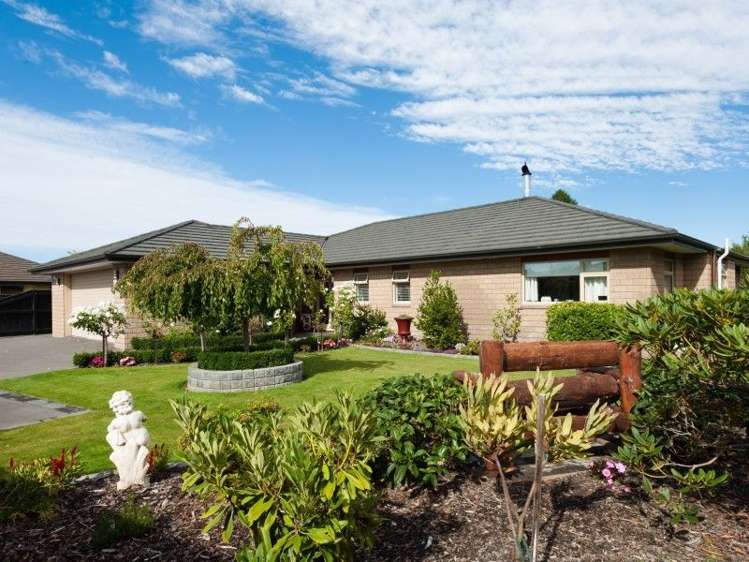 10 Nottinghill Drive Springlands_19