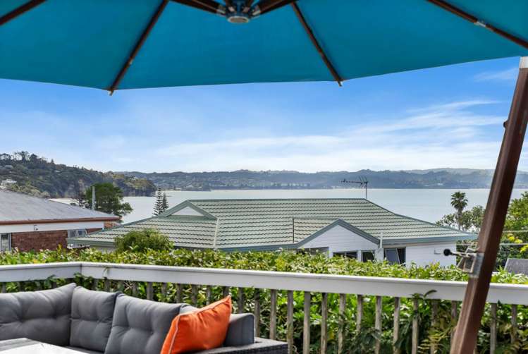 1 Kathy Terrace Stanmore Bay_8