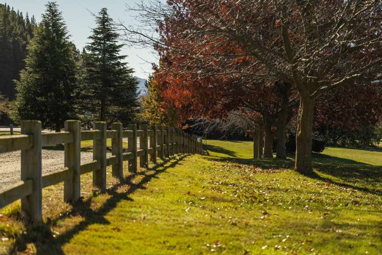 1122 Lake Hawea-Albert Town Road Lake Hawea_13