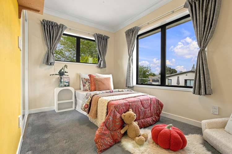 28 Homestead Place Glenview_15
