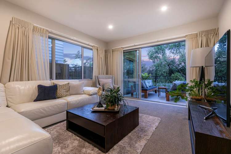 161 Bonair Crescent Silverdale_5