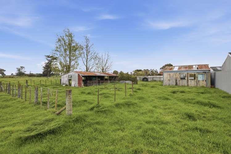 15 Hendersons Line Marton_26