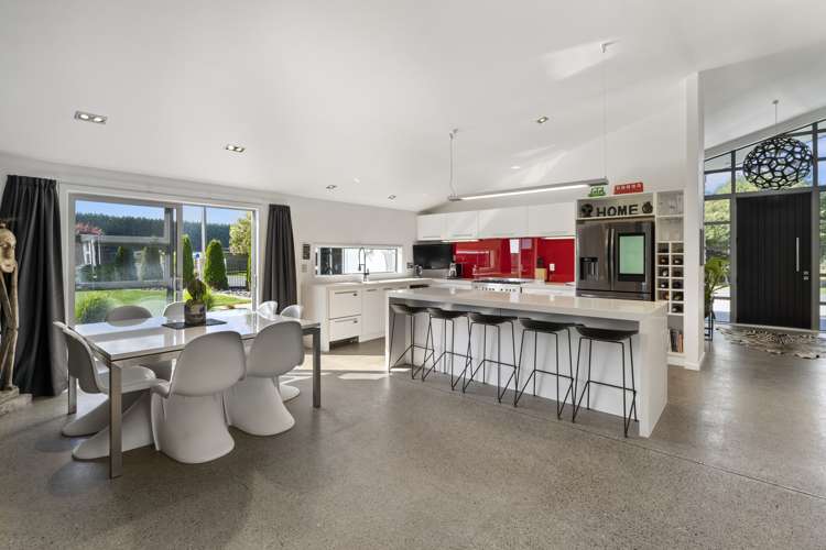 51 Waikawa Beach Road Manakau_3