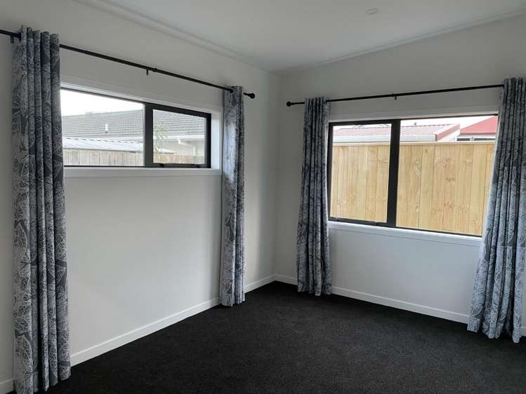 8A Worcestor Street West End_6