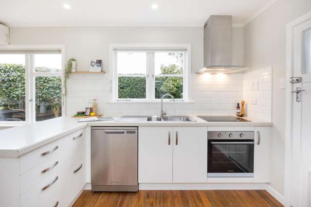11 Churchill Avenue Feilding_1