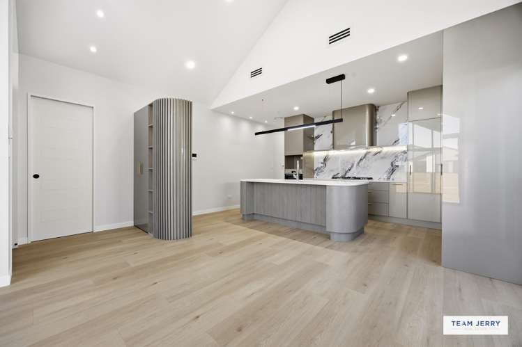14 Tuwai Crescent Opaheke_12