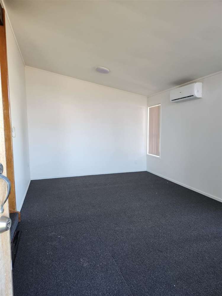 180 Mahia Road Wattle Downs_6